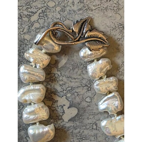 Biwa Pearl Necklace Sterling Silver Leaf & Vine Toggle Clasp 18" - Picture 6 of 12